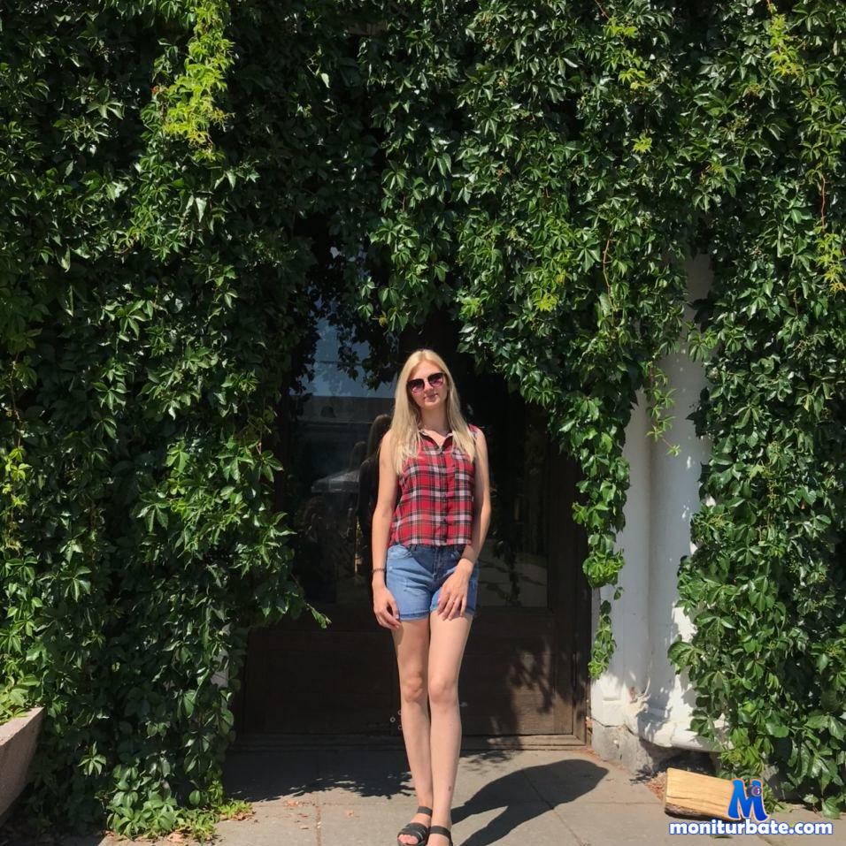 SweetKhristy20 Stripchat performer girls hair Color Blonde private Price Thirty Two Sixty do Dance age Teen ethnicity White body Type Petite do Topless do Doggy Style tag Language Russian Speaking small Audience