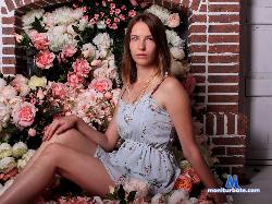 TrishaJin stripchat livecam performer profile