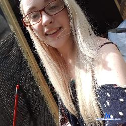 LauraBethh stripchat livecam performer profile