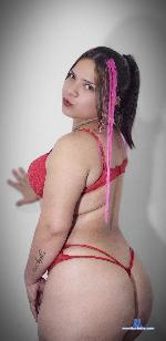 kmila-22 stripchat livecam show performer room profile