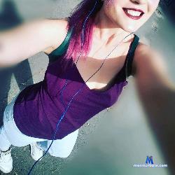 Addeliamclain stripchat livecam performer profile