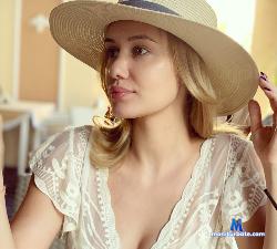 diamond_desiree stripchat livecam performer profile