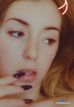Marinadesire stripchat livecam performer profile