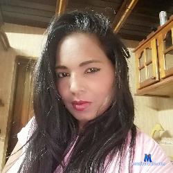 H_QUINZER stripchat livecam performer profile
