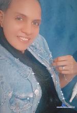 strawberry_camila stripchat livecam show performer room profile