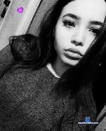 MilanaLuck stripchat livecam show performer room profile