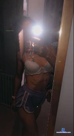 Hommetsachienne69 stripchat livecam performer profile