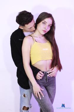 SWEETHOTT_XXX stripchat livecam performer profile