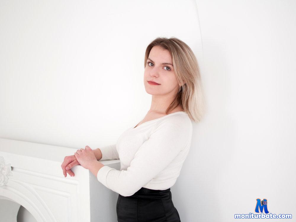 FantasyFlighte Stripchat performer girls body Type Curvy hair Color Blonde private Price Thirty Two Sixty do Dance auto Tag Hd age Teen ethnicity White subculture Romantic small Audience