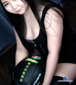 YunaTen1 stripchat livecam performer profile