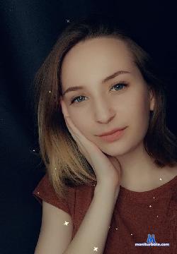 LuckyBunnyy stripchat livecam performer profile