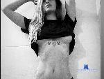 ellielatina stripchat livecam show performer room profile