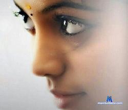 iyourradha stripchat livecam performer profile