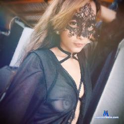 Scarlet-Marie stripchat livecam performer profile