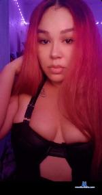 LoyalJuicyPussy stripchat livecam show performer room profile