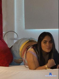 CutePetit stripchat livecam performer profile