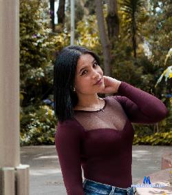meiby_june stripchat livecam performer profile