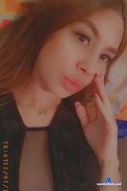 silky_lips stripchat livecam performer profile