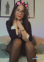bellafantasya stripchat livecam show performer room profile