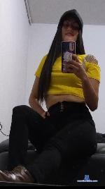 Yaomyy stripchat livecam show performer room profile