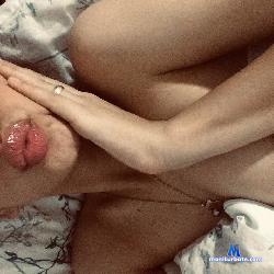 cute_kerina stripchat livecam performer profile
