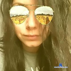 AliceGreyy stripchat livecam performer profile