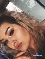 CuteAmber stripchat livecam show performer room profile