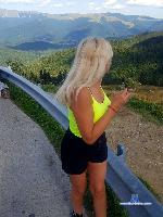 SarahMature stripchat livecam show performer room profile