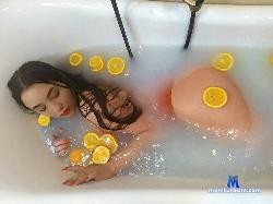 Naughty_Molly stripchat livecam performer profile