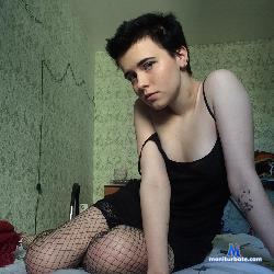 LolaSky_ stripchat livecam performer profile