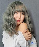 QwinTini stripchat livecam show performer room profile