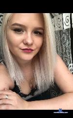 Ema_Browny stripchat livecam show performer room profile