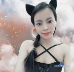 HunnySunny stripchat livecam show performer room profile