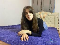 ChloeBrookss stripchat livecam performer profile
