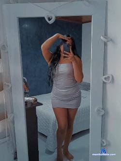 _rousee_ stripchat livecam performer profile