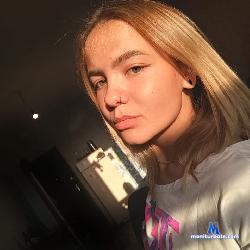 Angelina1131 stripchat livecam performer profile