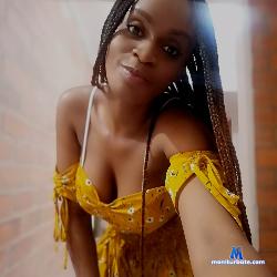 Dayannasquirt stripchat livecam performer profile