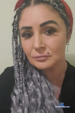 MatureSerena stripchat livecam show performer room profile
