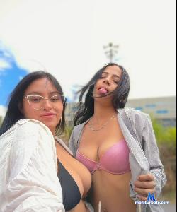 carlyandsara stripchat livecam performer profile