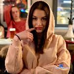 MilanaOmg stripchat livecam show performer room profile