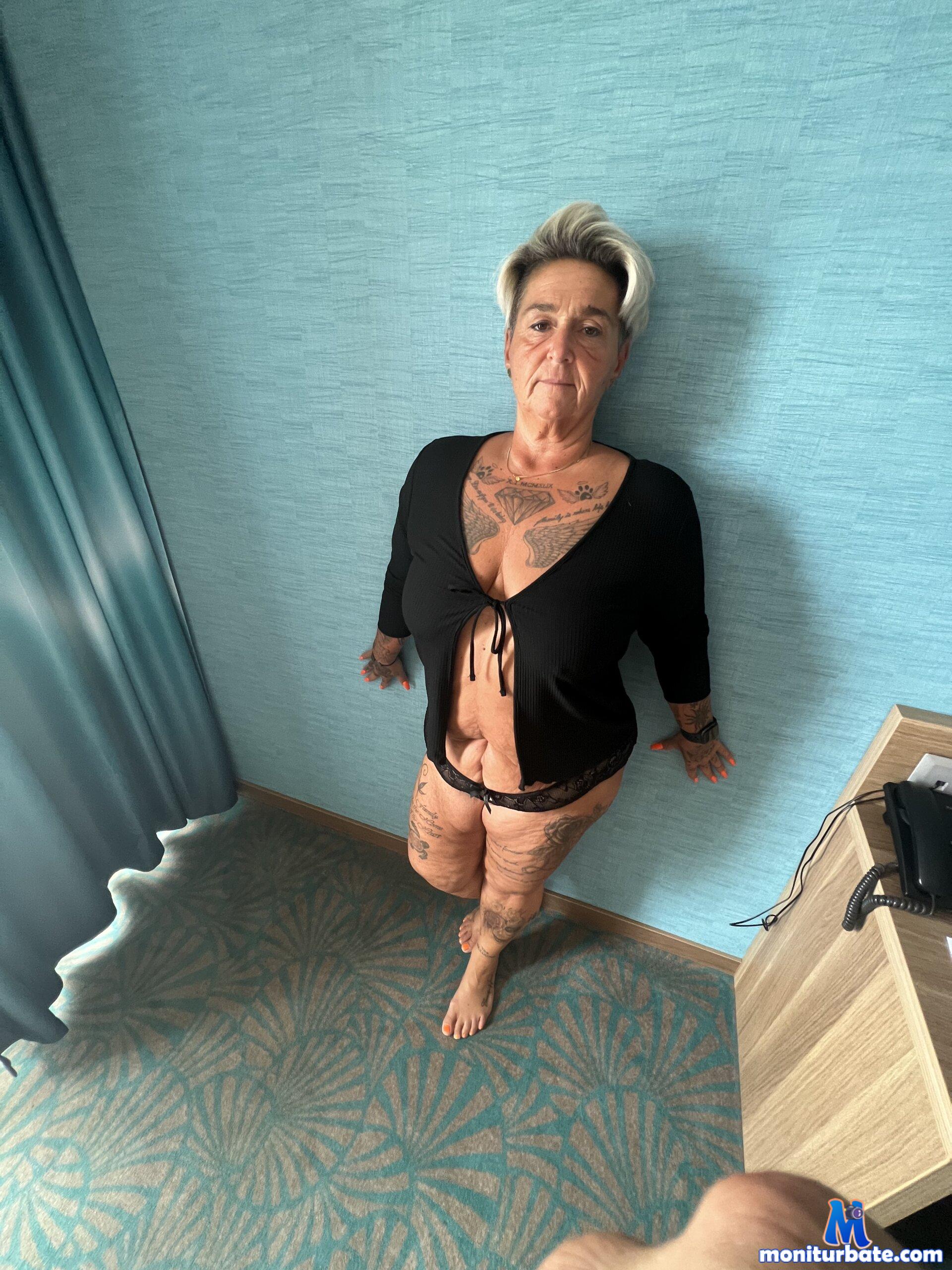 adamandeve2306 Stripchat performer