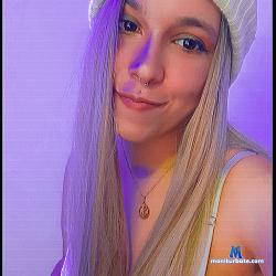 Helena_of_Troy stripchat livecam performer profile
