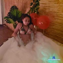 LA_YOYIS stripchat livecam performer profile