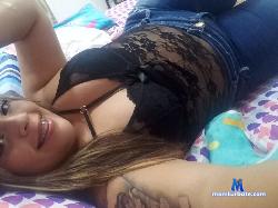 HillaryWells stripchat livecam performer profile