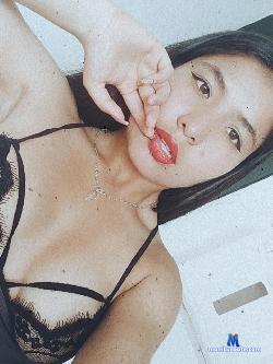 TenderLips stripchat livecam performer profile