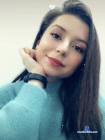MiaSpark stripchat livecam show performer room profile