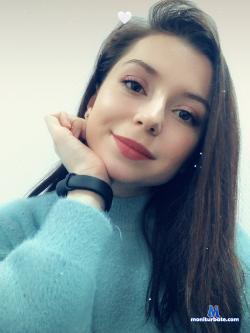 MiaSpark stripchat livecam performer profile