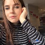 AlliceStark stripchat livecam show performer room profile