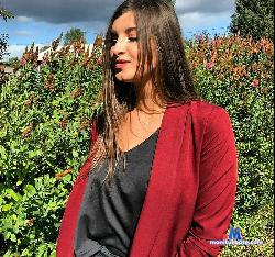 Molly__red stripchat livecam performer profile