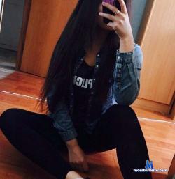 deardorahi stripchat livecam performer profile